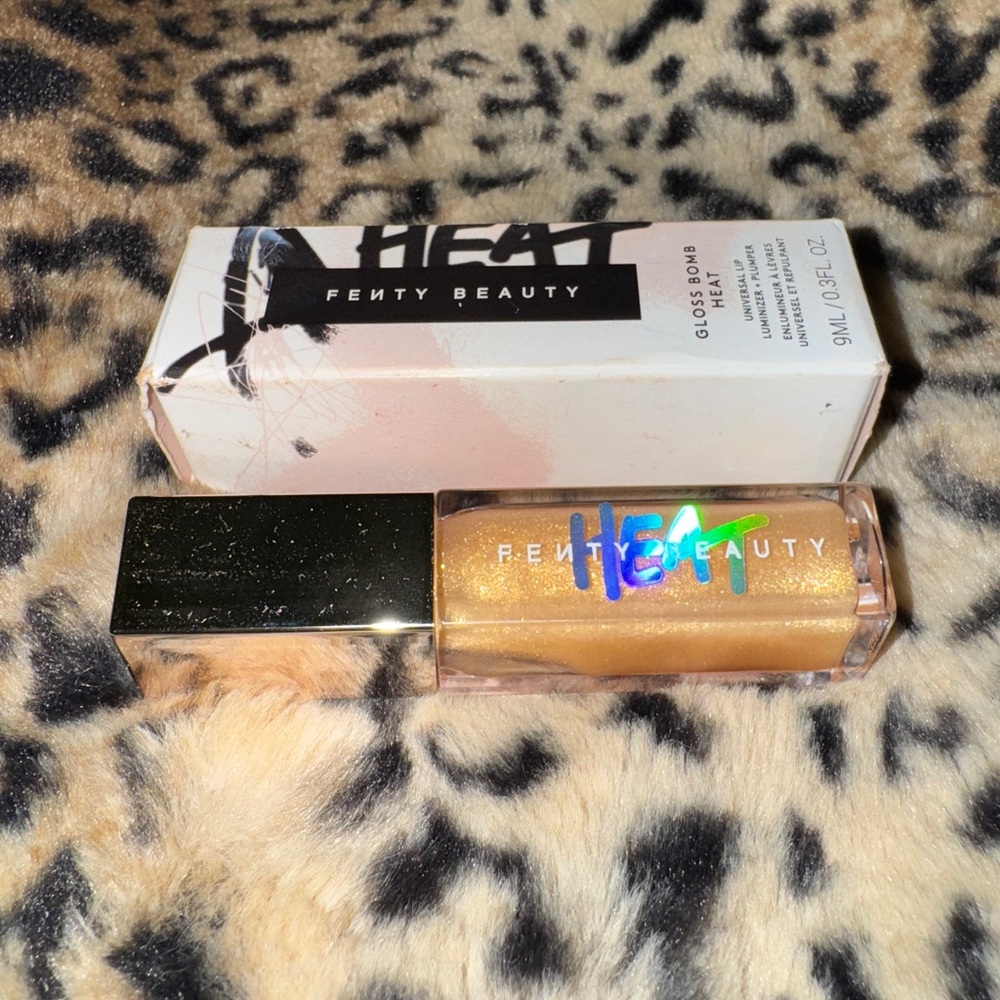 Fenty Beauty Gloss Bomb Heat in Shimmering Gold